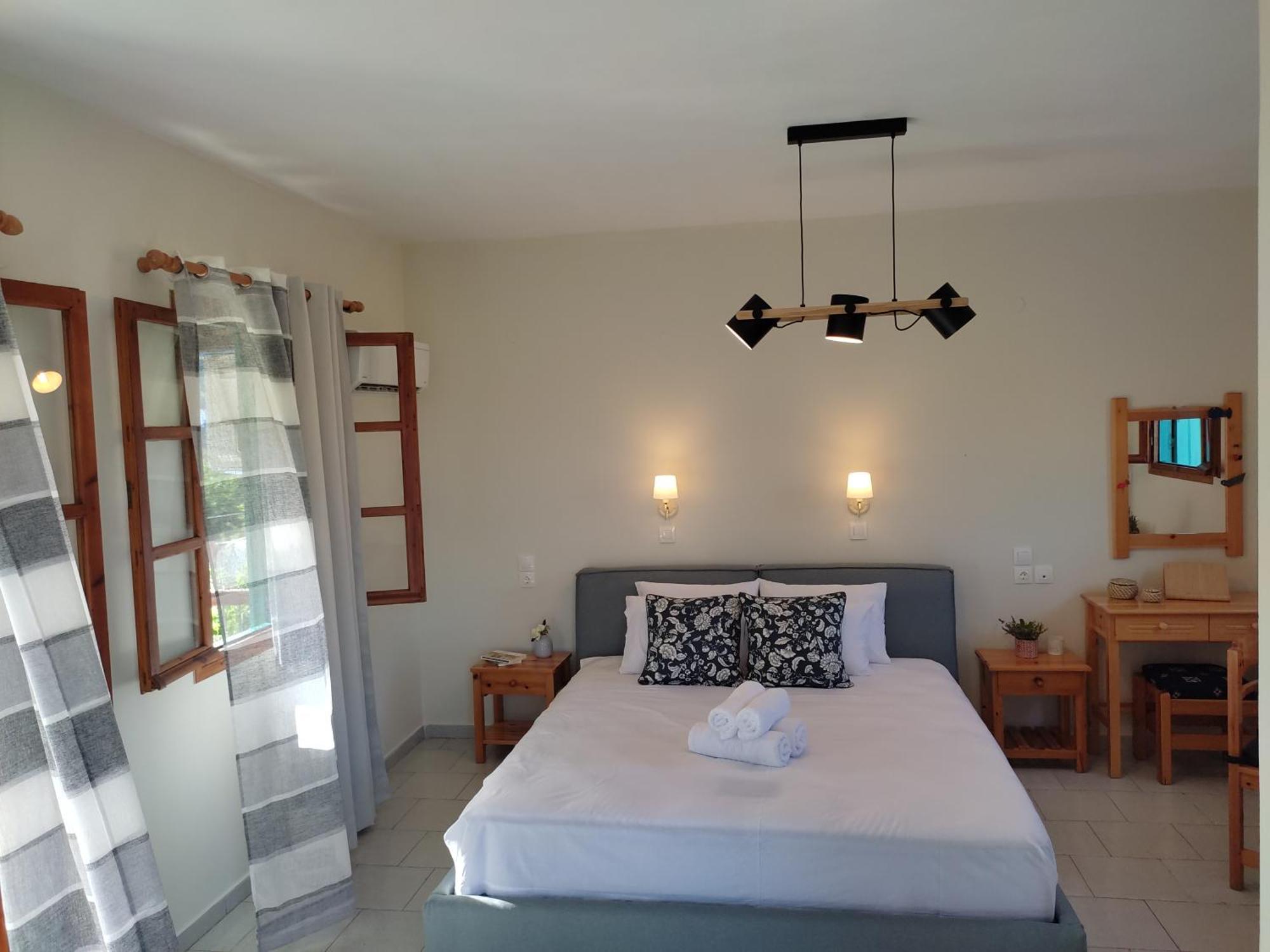 Dafnes Hotel Skopelos Town Ngoại thất bức ảnh